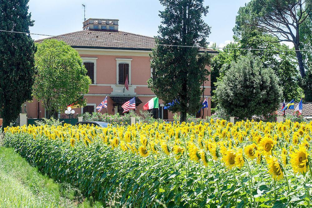 Hotel Villa Maya Cascina Exterior foto